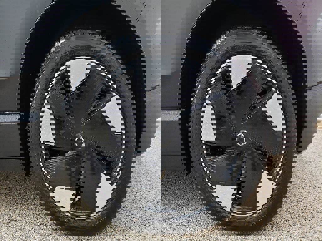 New 2026 Volvo EX30 Plus image 12