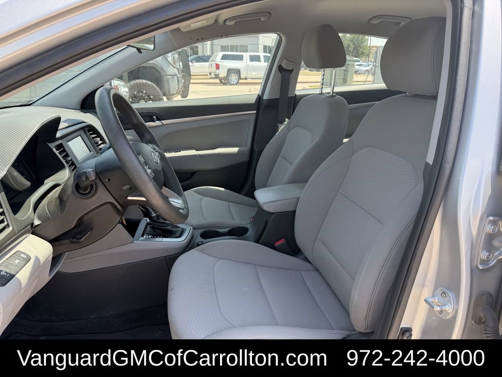 Used 2020 Hyundai Elantra SE FWD image 25