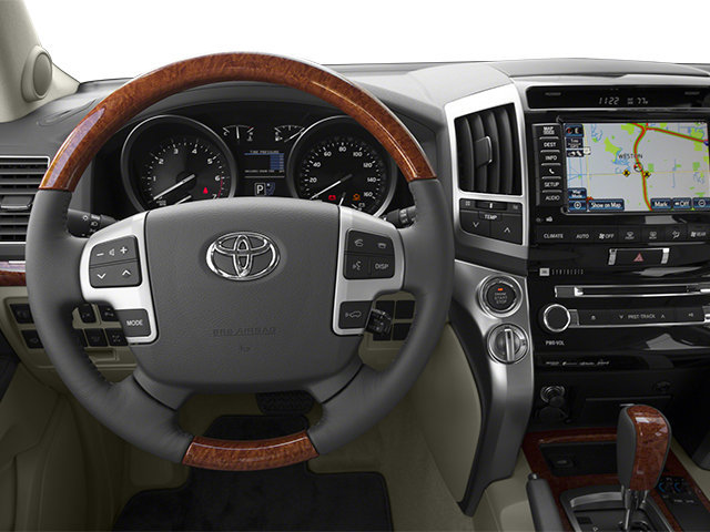 Used 2014 Toyota Land Cruiser AWD/4WD image 6