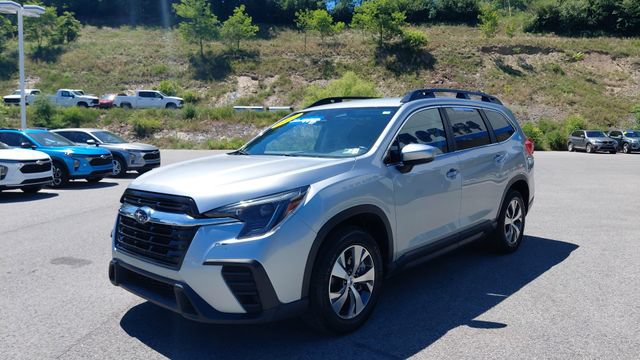 Used 2025 Subaru Ascent Premium AWD/4WD image 8