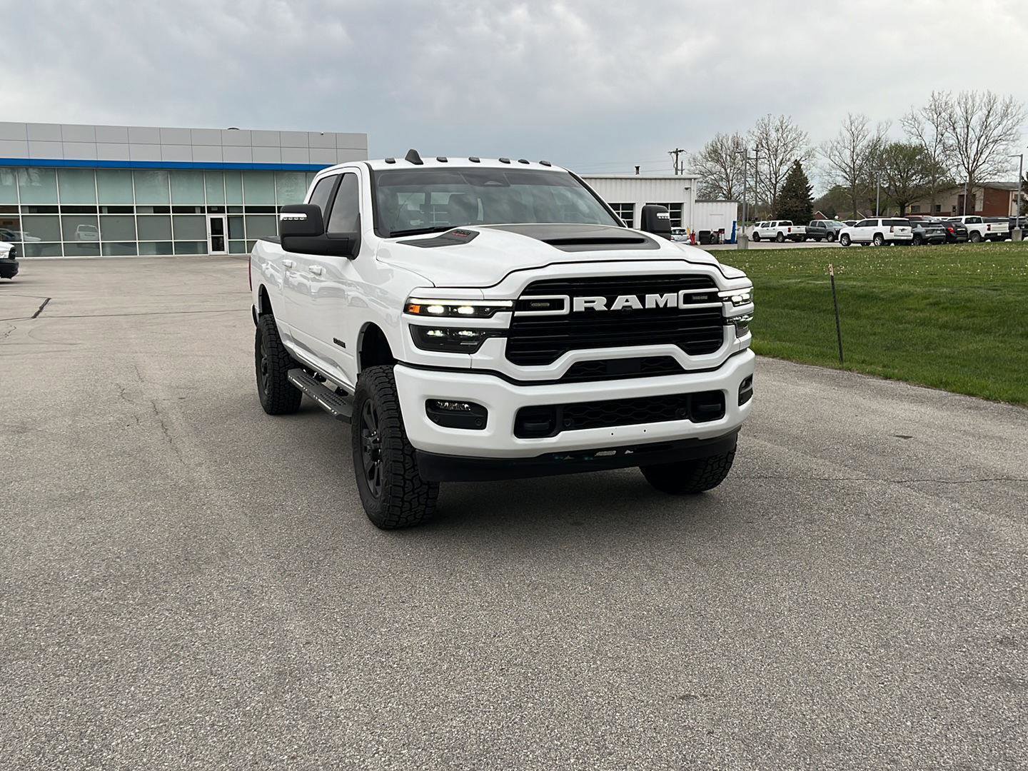 Used 2026 RAM 2500 Laramie w/ Night Edition AWD/4WD image 7