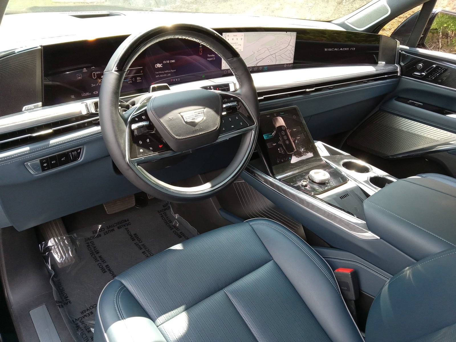 Used 2025 Cadillac Escalade IQ Sport 2 AWD/4WD image 13