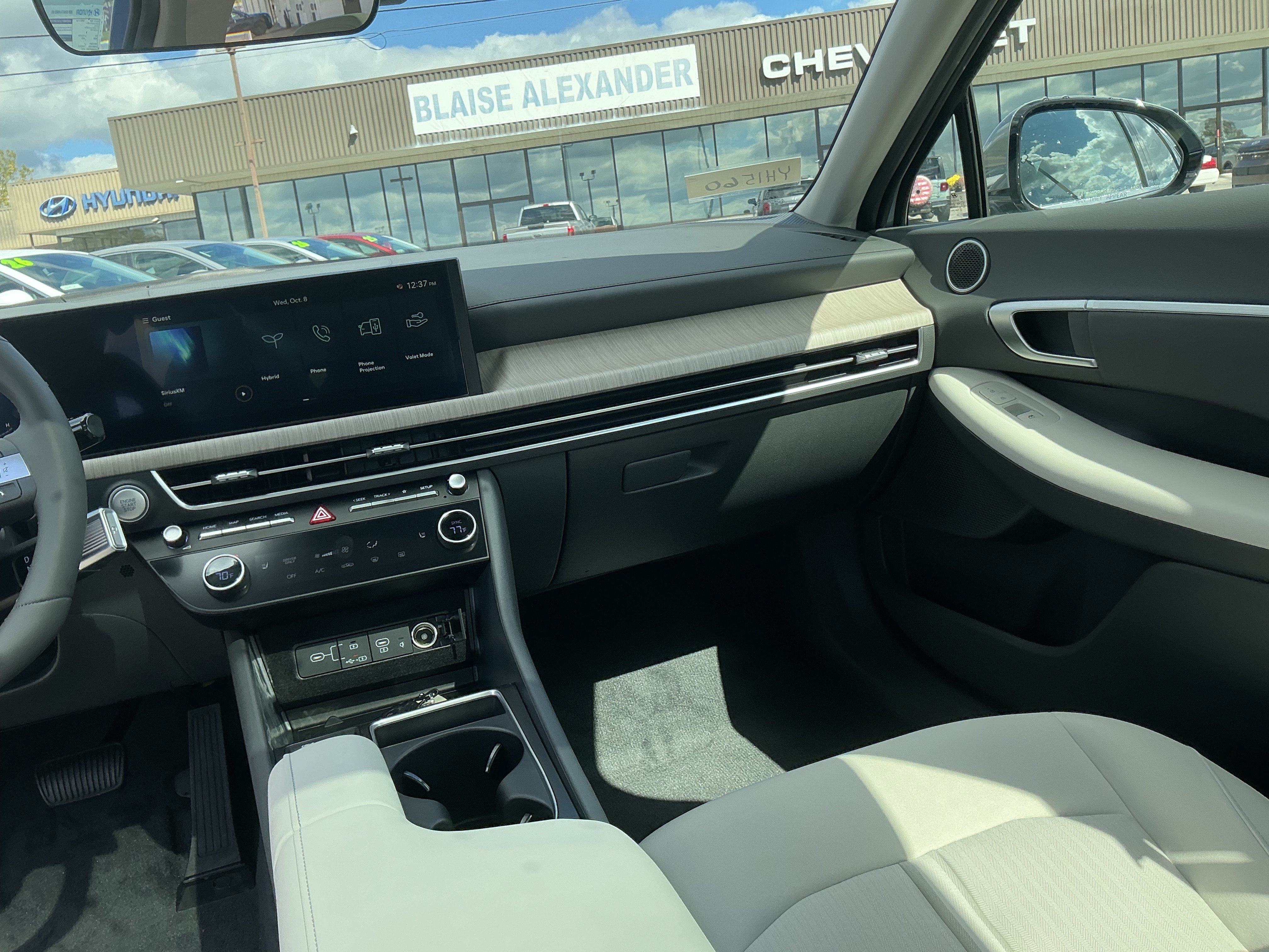New 2026 Hyundai Sonata SEL FWD image 18
