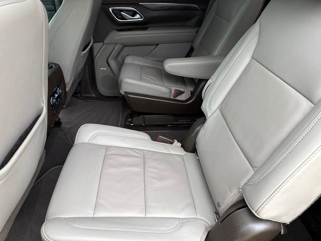 Used 2021 Chevrolet Tahoe LT w/ LT Signature Package RWD image 20