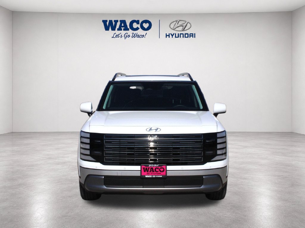 Used 2026 Hyundai Palisade SEL FWD image 2