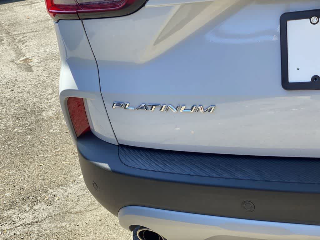 Used 2025 Ford Escape Platinum AWD/4WD image 10