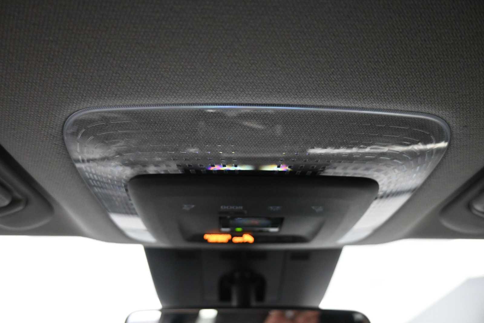 Certified 2025 Toyota Prius LE FWD image 18