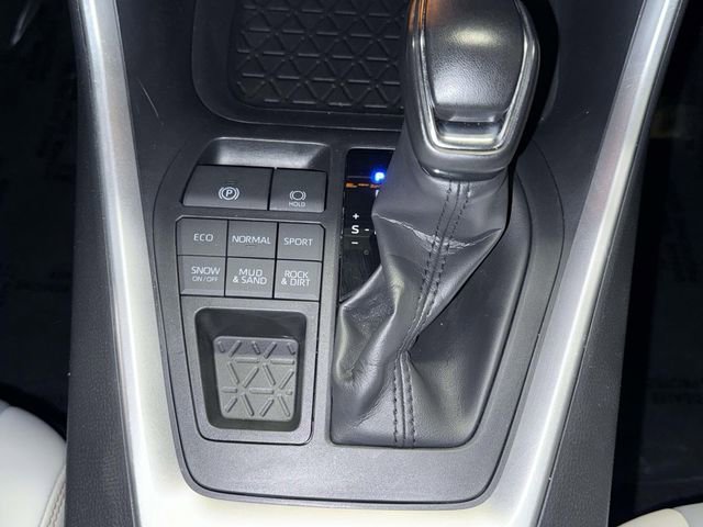 Used 2019 Toyota RAV4 XLE Premium w/ Cold Weather Package image 23