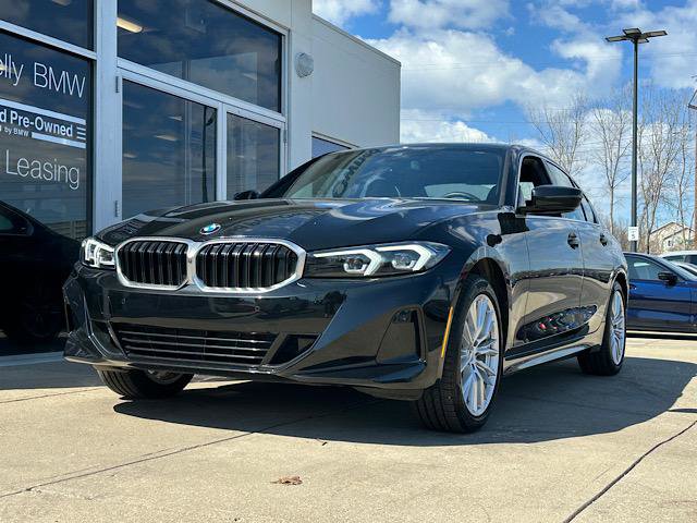 Certified 2024 BMW 330i xDrive 330i xDrive Sedan image 3