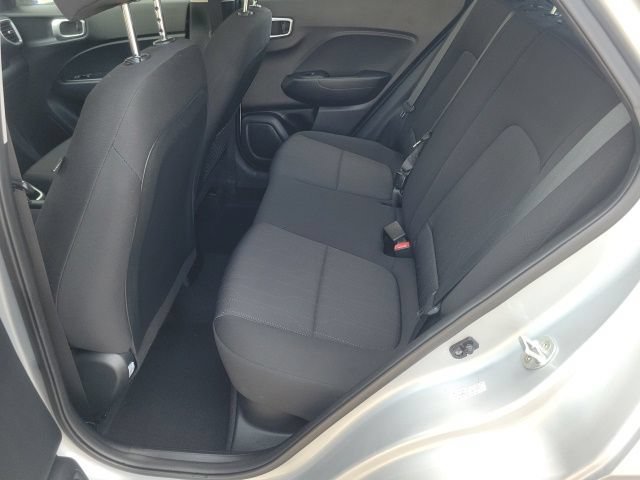 Used 2020 Hyundai Venue SE FWD image 13