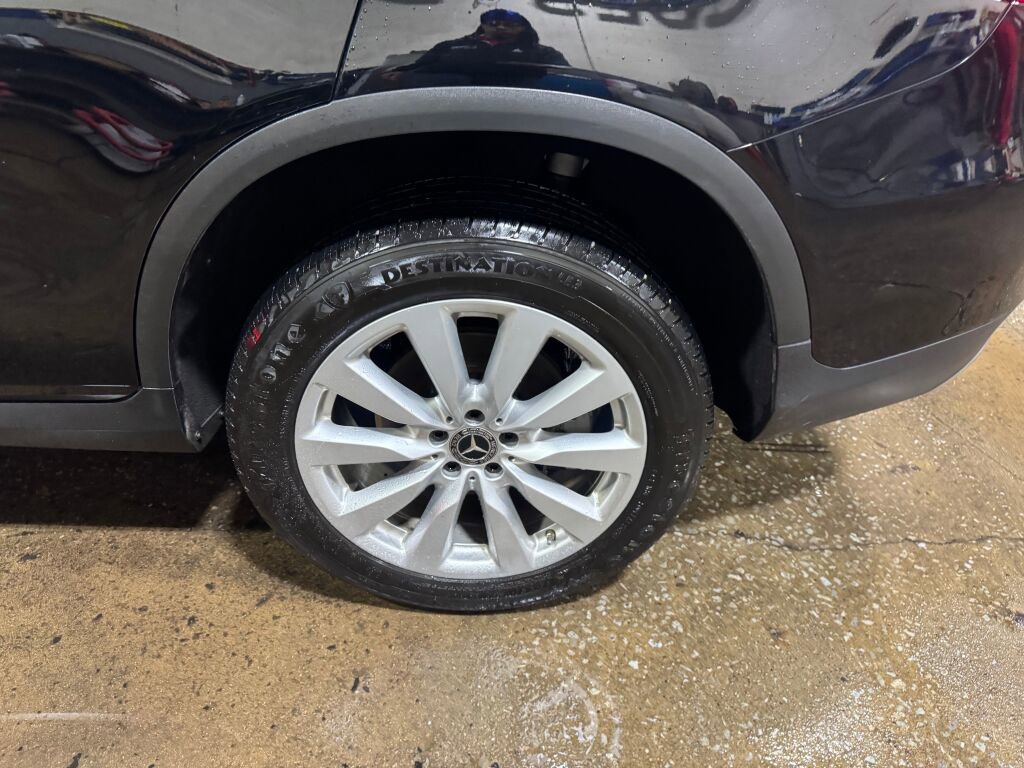 Used 2020 Mercedes-Benz GLC 300 4MATIC Coupe image 35