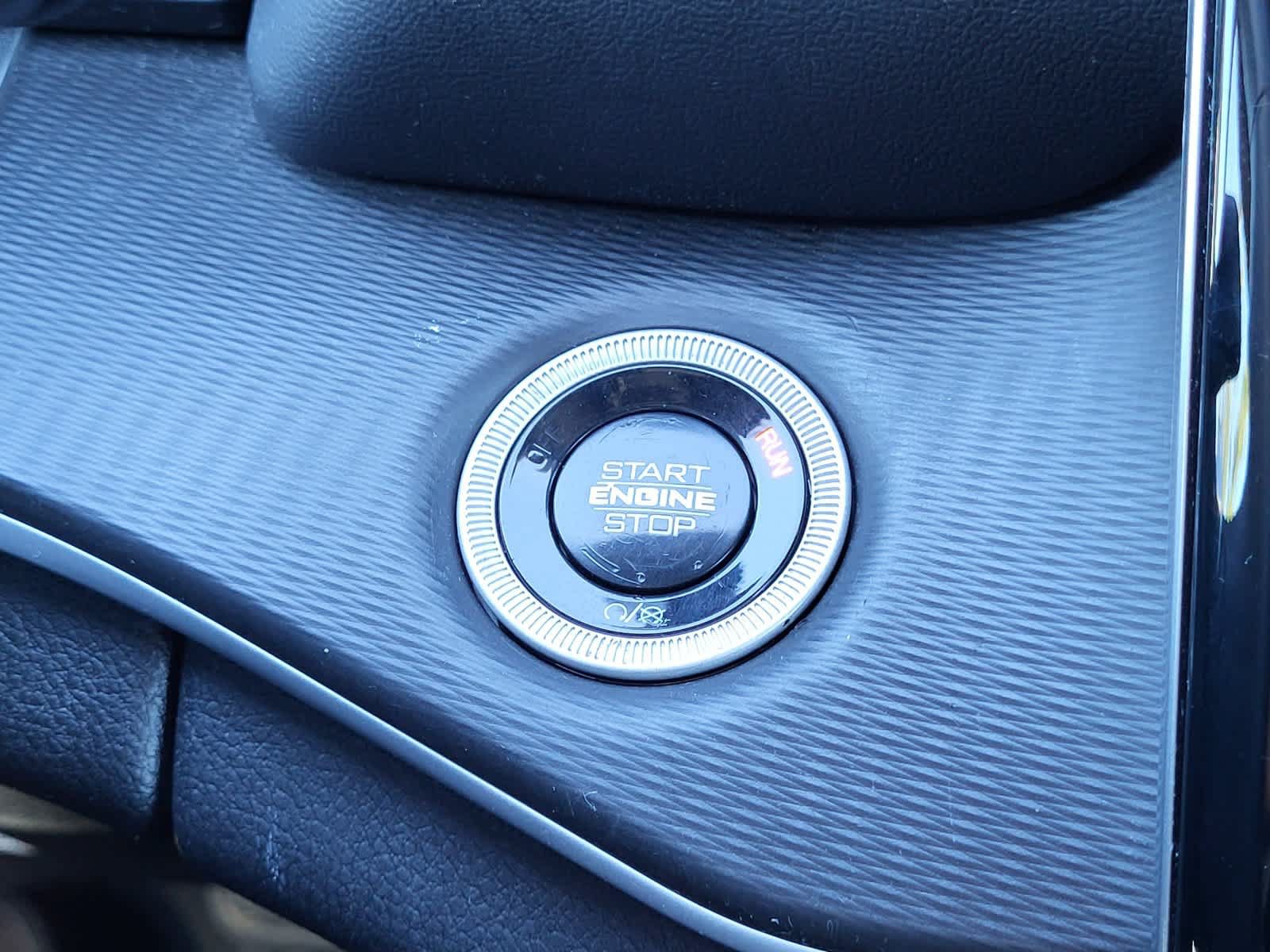 Used 2024 Jeep Grand Cherokee Altitude AWD/4WD image 18