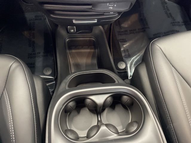 New 2026 Chrysler Pacifica Select image 25