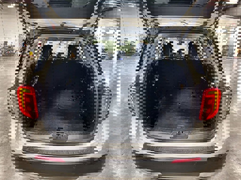 Used 2022 Ford Explorer XLT w/ Equipment Group 202A image 27