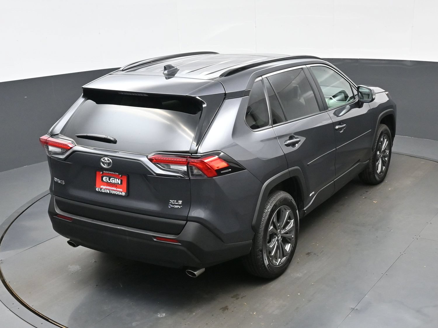 Used 2025 Toyota RAV4 XLE Premium w/ Weather Package AWD/4WD image 42