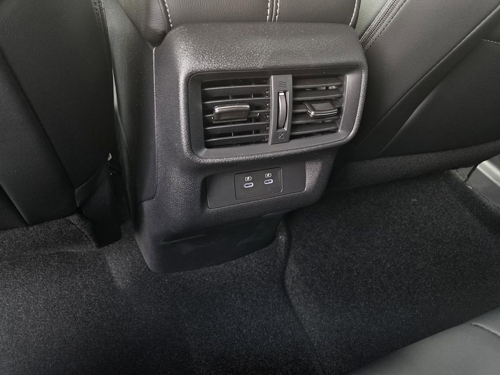 New 2025 Nissan Murano SV image 11