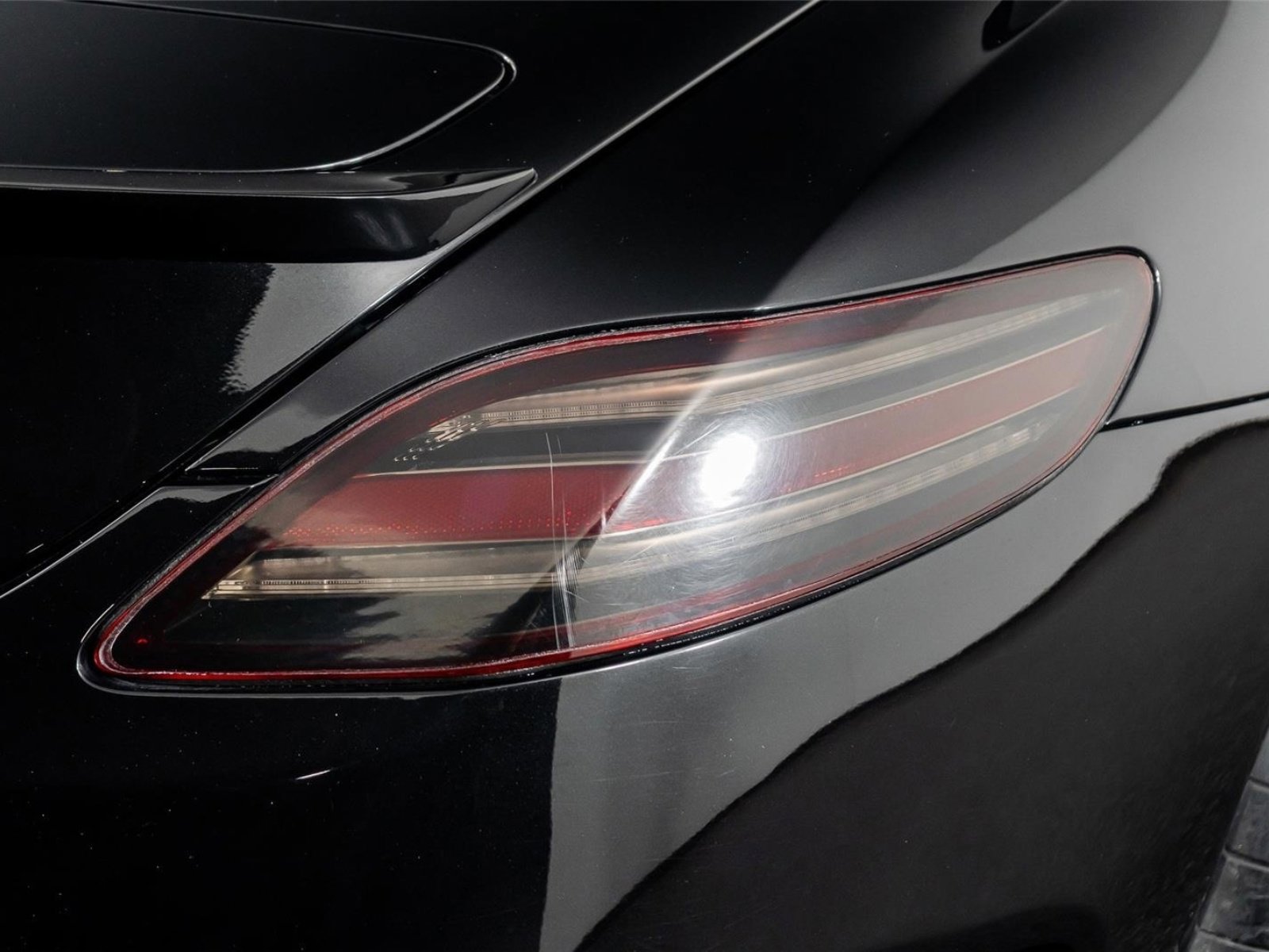 Used 2011 Mercedes-Benz SLS AMG Coupe image 13