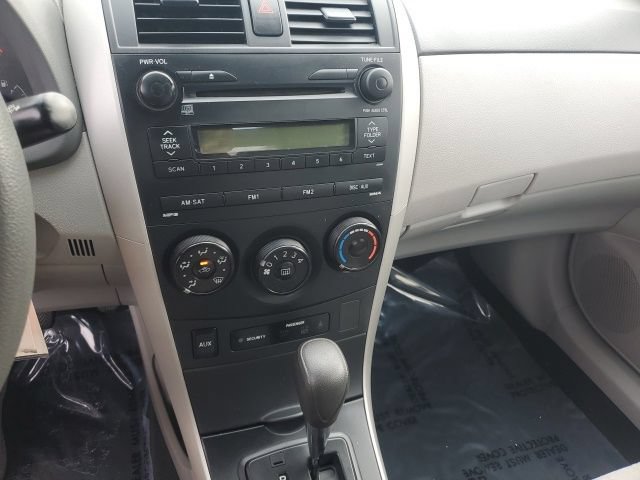Used 2009 Toyota Corolla FWD image 13