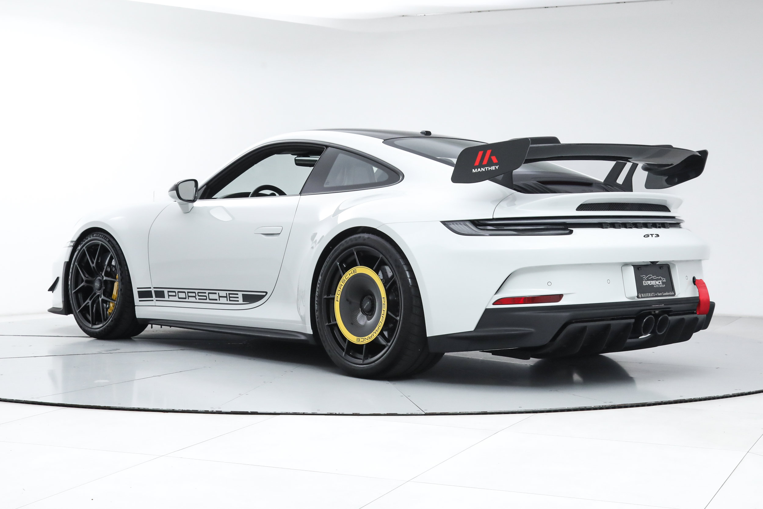 Used 2024 Porsche 911 GT3 RWD image 3