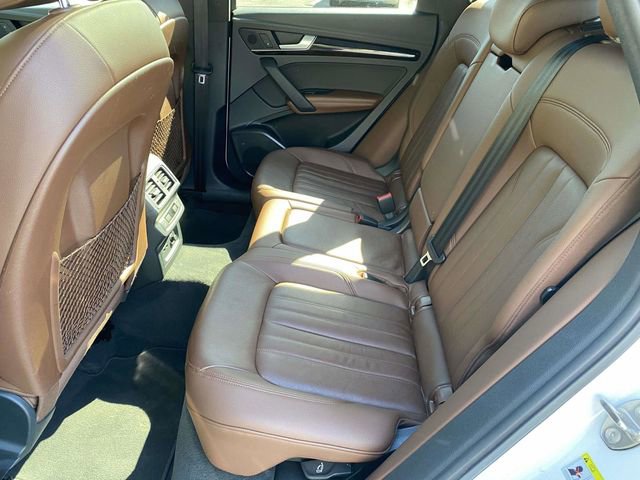 Used 2019 Audi Q5 2.0T Premium Plus w/ Premium Plus Package image 16