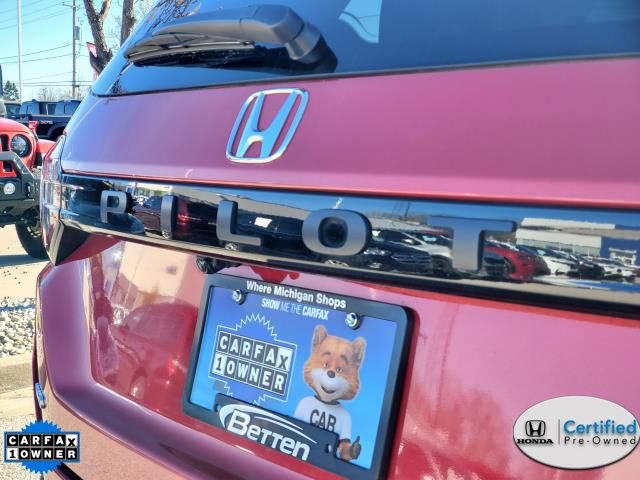 Certified 2023 Honda Pilot Touring image 7