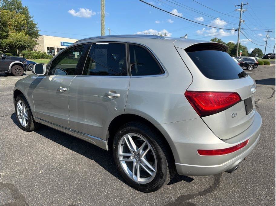 Used 2014 Audi Q5 2.0T Premium Plus w/ Premium Plus Package AWD/4WD image 4