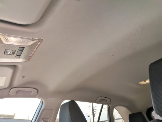 Used 2025 Toyota RAV4 LE AWD/4WD image 22