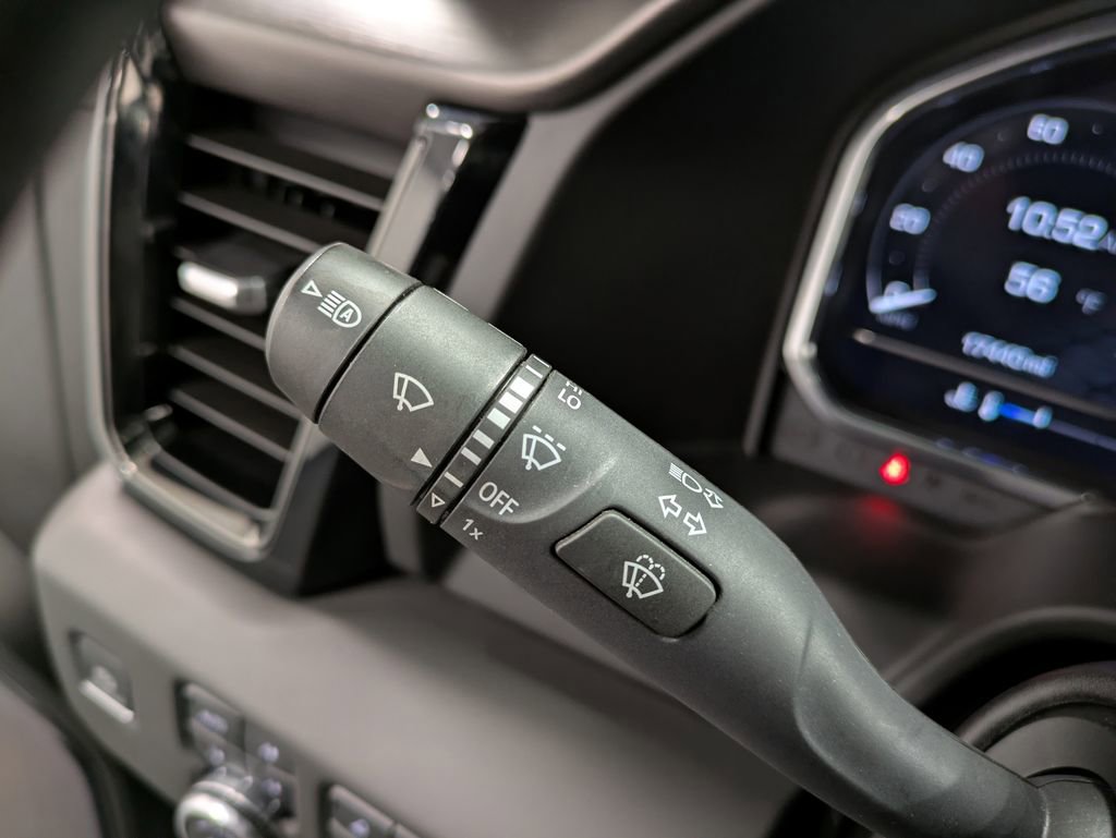 Used 2025 GMC Sierra 2500 AT4X AWD/4WD image 18