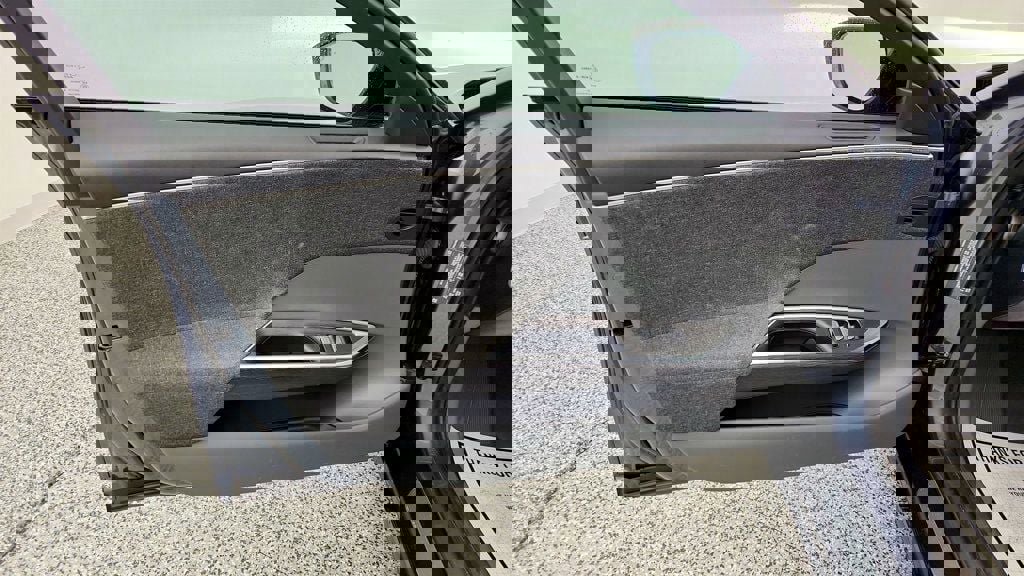 Used 2024 Lucid Air Pure image 10