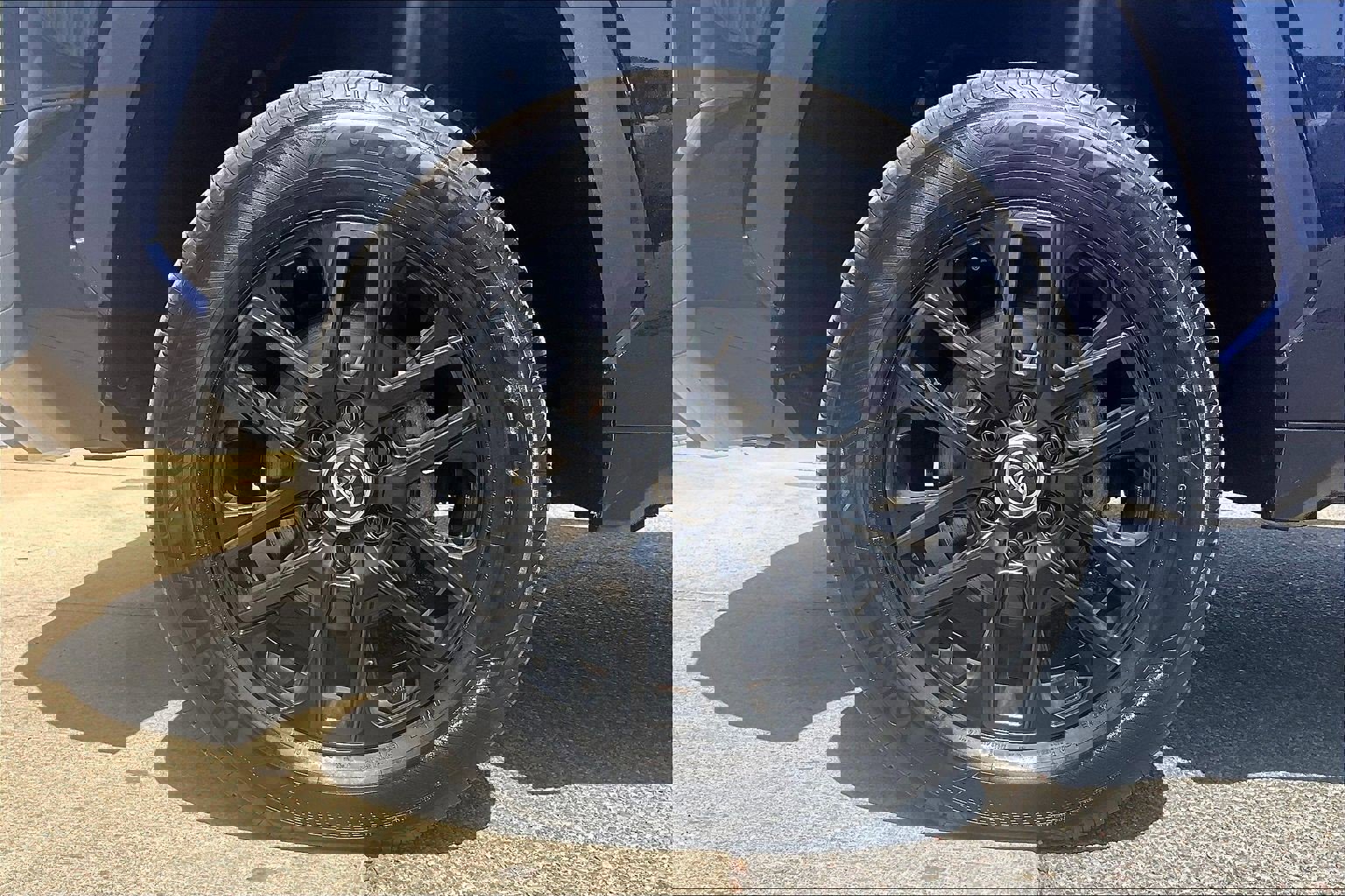 Used 2024 Toyota Tundra Limited image 11