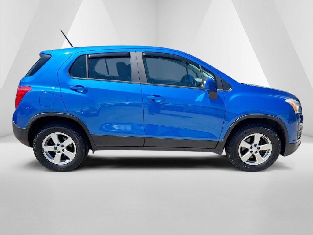 Used 2016 Chevrolet Trax LS AWD/4WD image 8