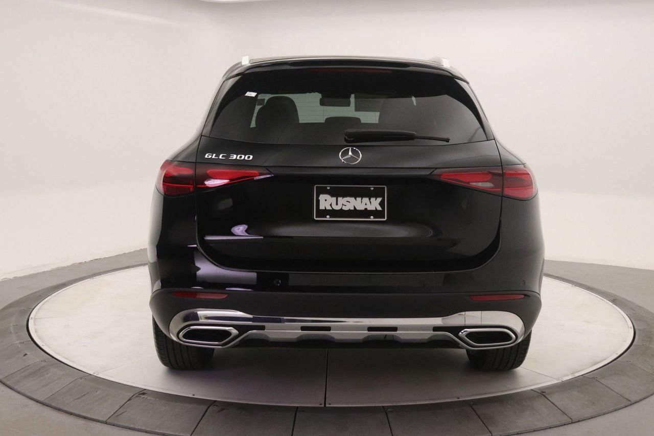 New 2026 Mercedes-Benz GLC 300 image 3