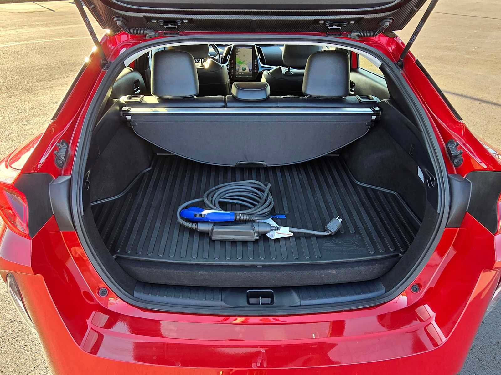 Used 2020 Toyota Prius Prime XLE image 13