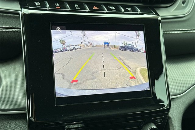 Certified 2023 Jeep Grand Cherokee L Laredo w/ Trailer Tow Group (B) image 3