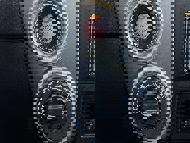 Used 2018 Nissan Titan PRO-4X w/ Pro-4x Convenience Package image 22