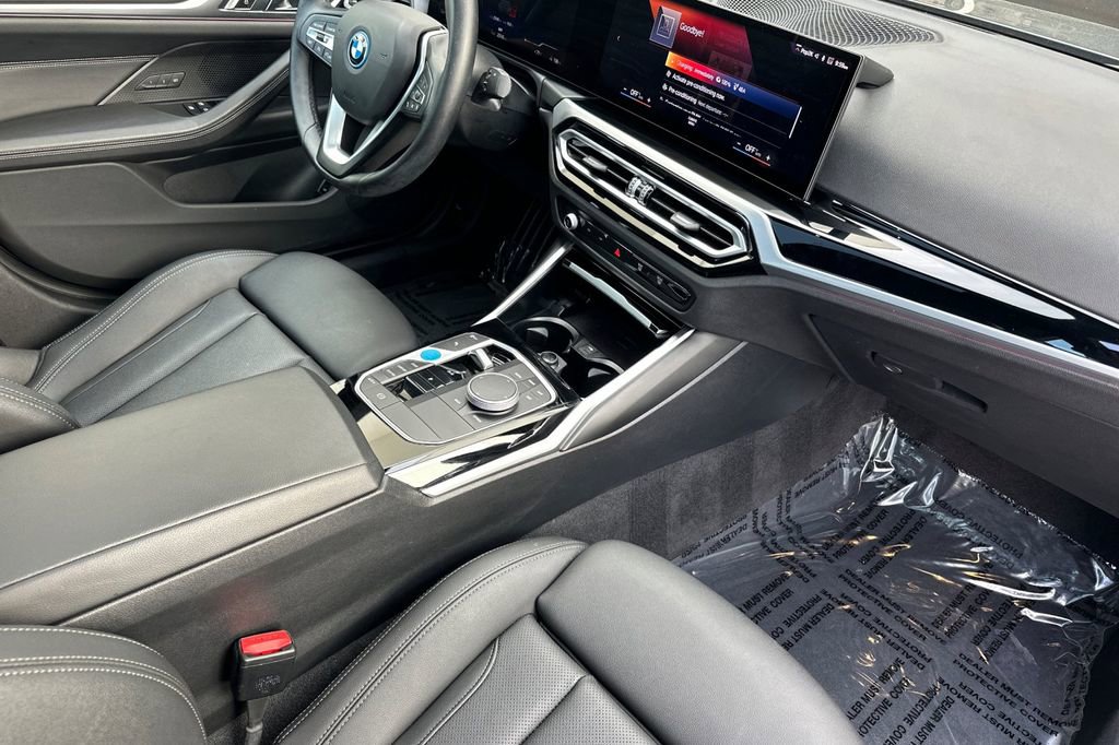 Used 2023 BMW i4 eDrive35 RWD image 16
