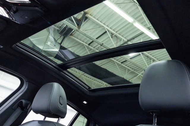 Certified 2022 BMW X4 M40i image 12