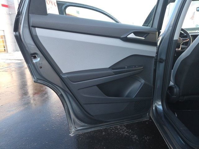 Used 2023 Volkswagen Taos S image 12