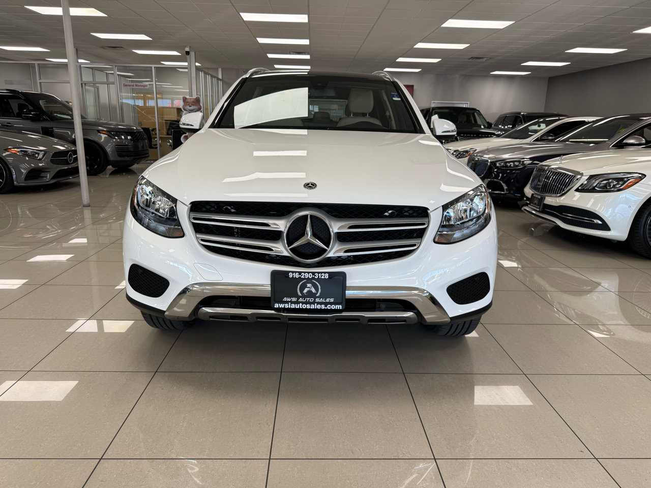 Used 2018 Mercedes-Benz GLC 300 GLC300 4MATIC image 4