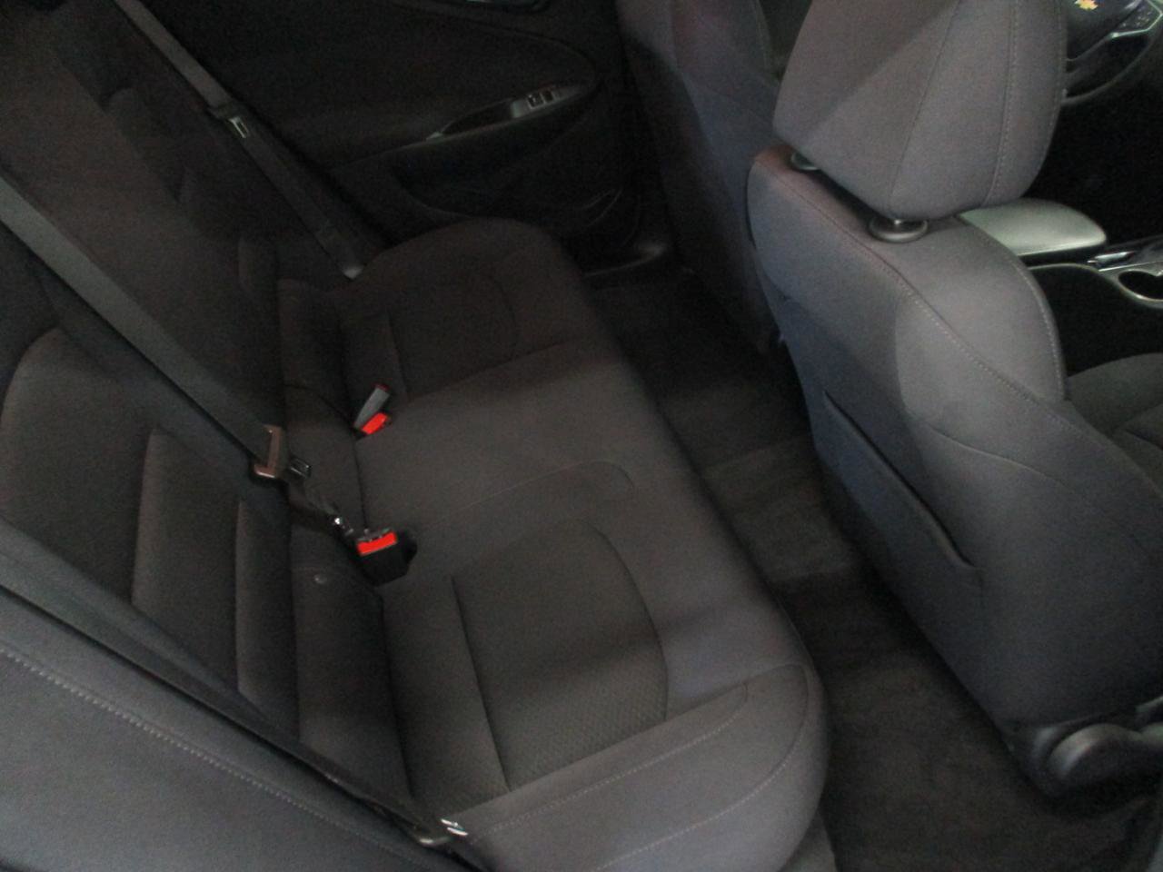 Used 2023 Chevrolet Malibu LS FWD image 11
