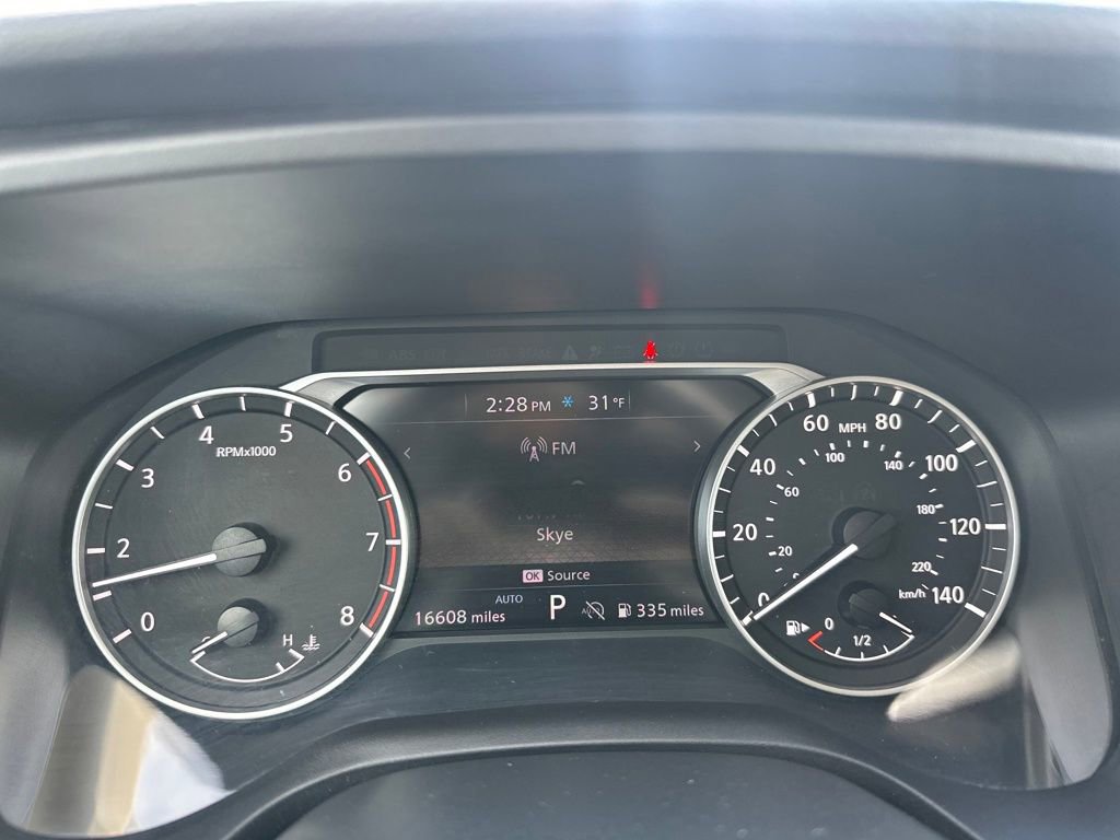 Certified 2025 Nissan Rogue S image 47