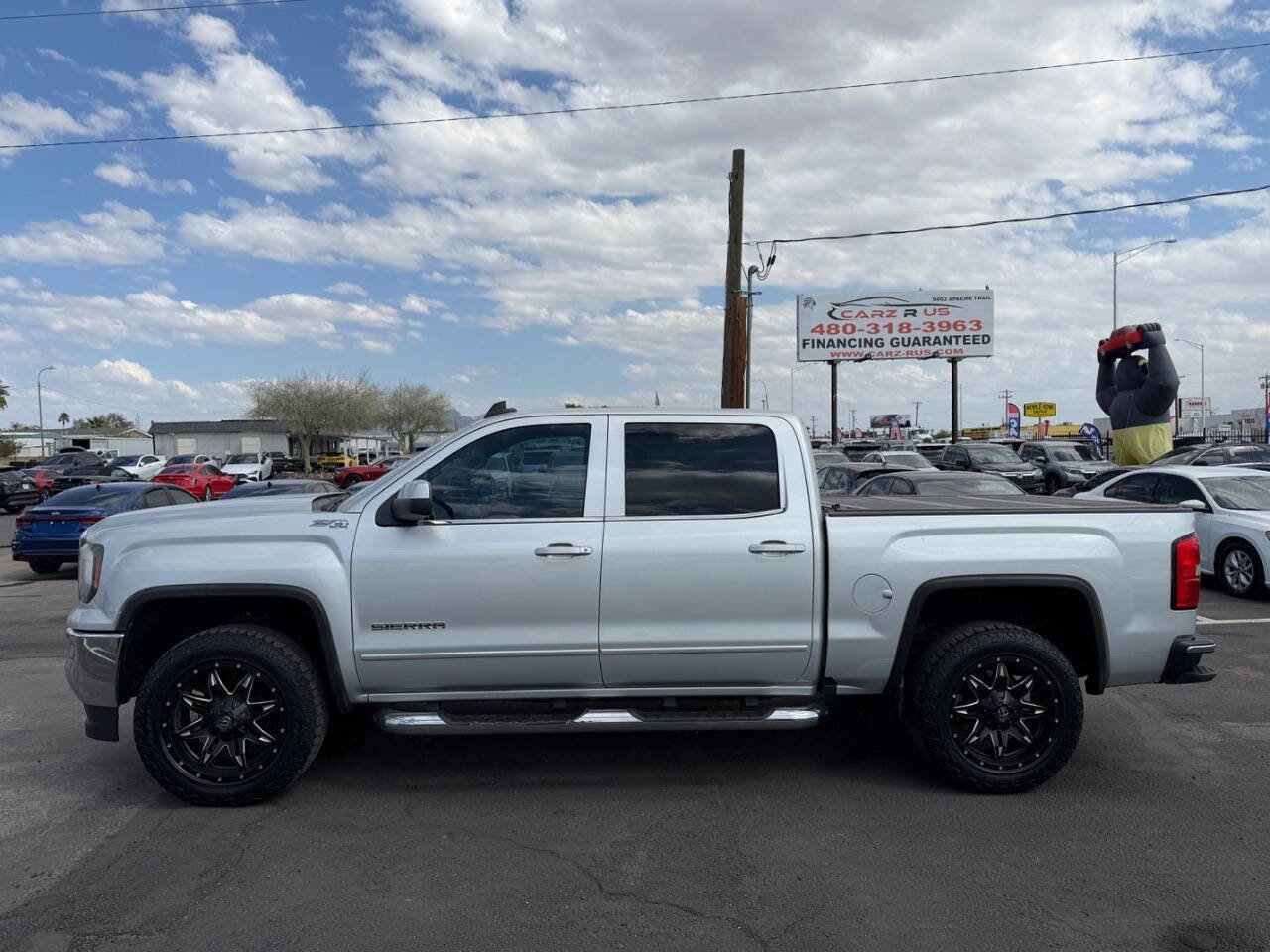 Used 2016 GMC Sierra 1500 SLE w/ SLE Value Package AWD/4WD image 4