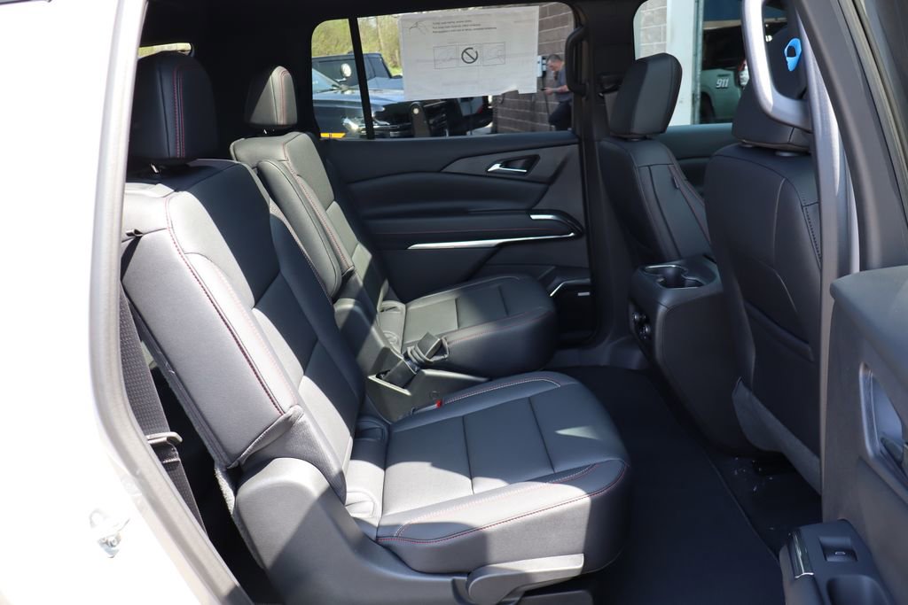 New 2026 Chevrolet Traverse Z71 w/ Enhanced Driving Package AWD/4WD image 50