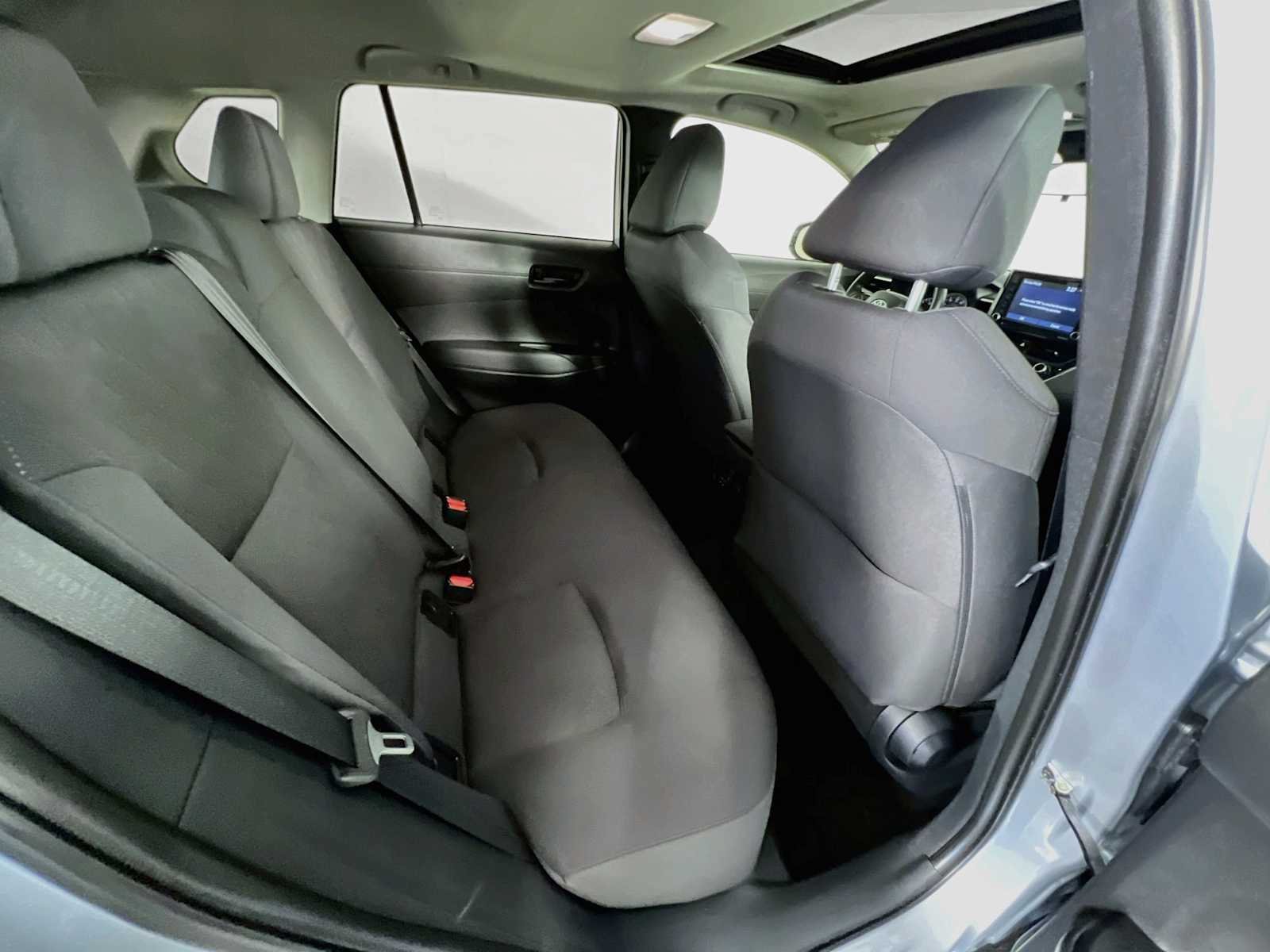 Used 2022 Toyota Corolla Cross LE w/ Moonroof Package AWD/4WD image 27