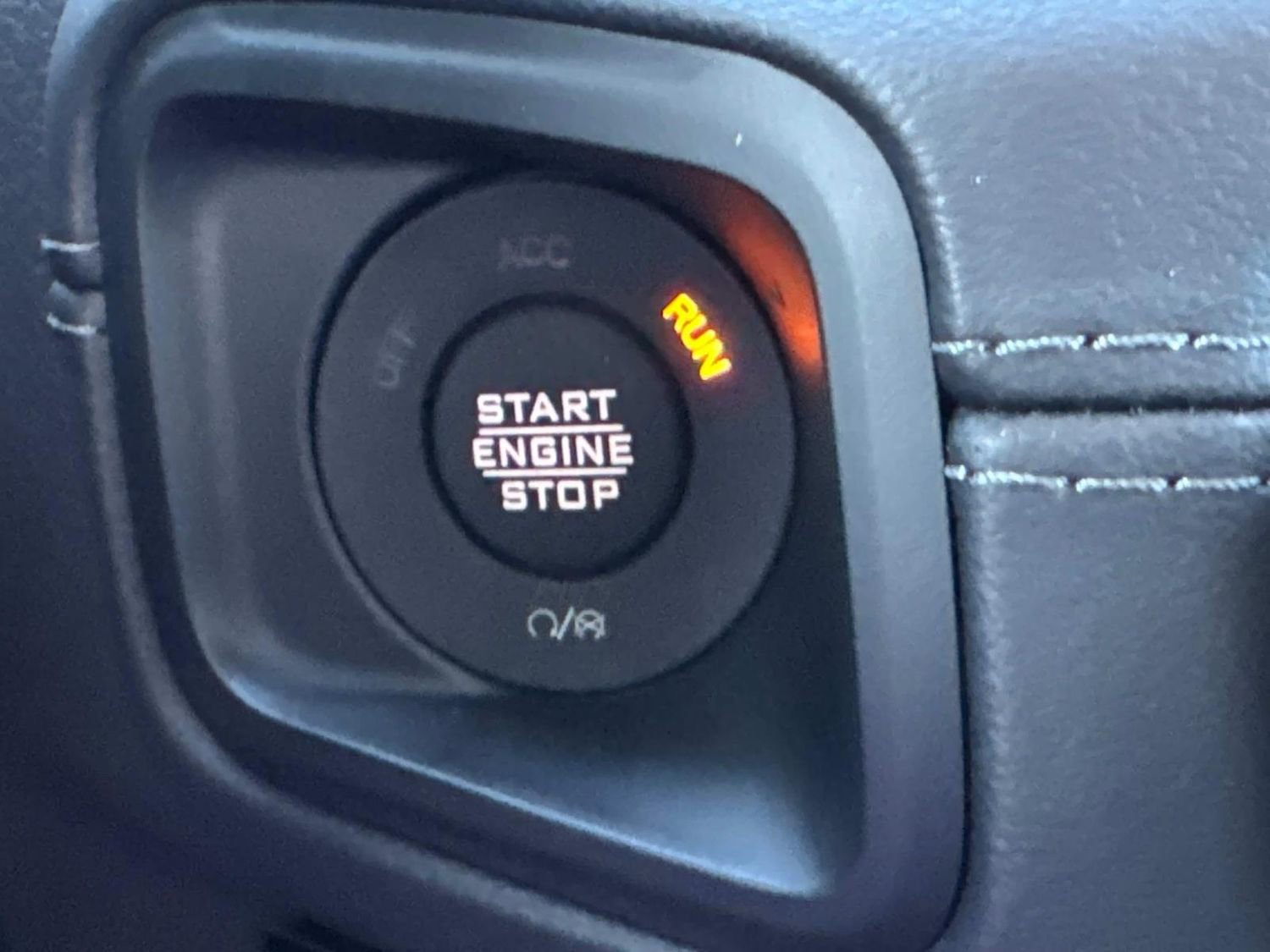 Used 2025 Jeep Gladiator Rubicon w/ Convenience Group image 35