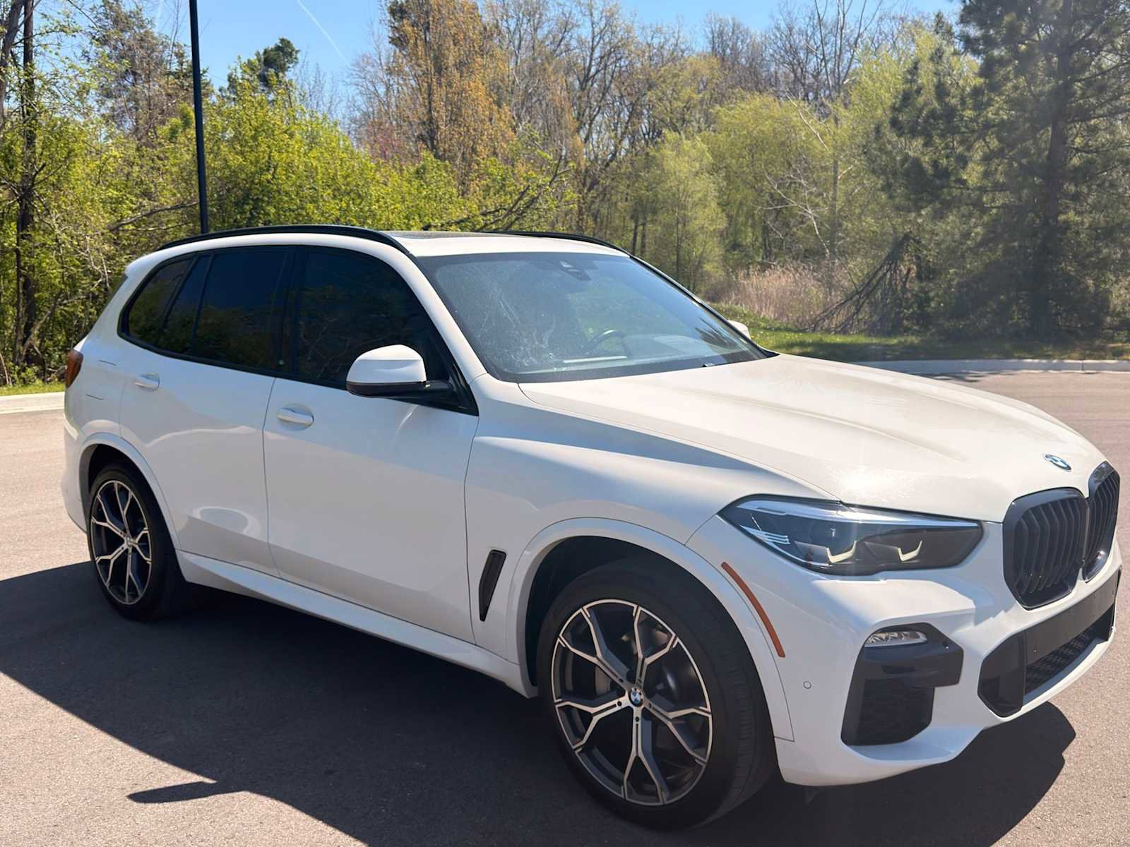 Used 2020 BMW X5 xDrive40i w/ M Sport Package AWD/4WD image 12