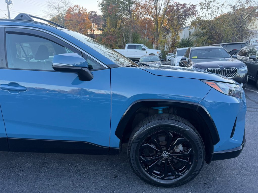 Used 2022 Toyota RAV4 SE w/ SE Grade Weather Package AWD/4WD image 21
