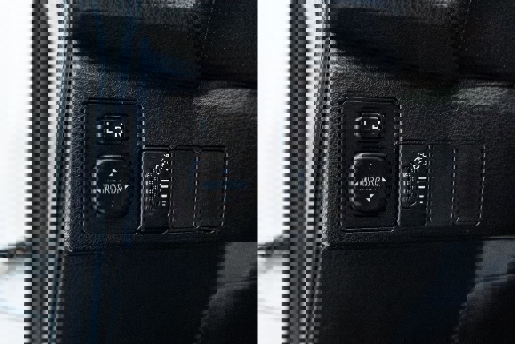 Used 2016 Toyota Corolla S image 16