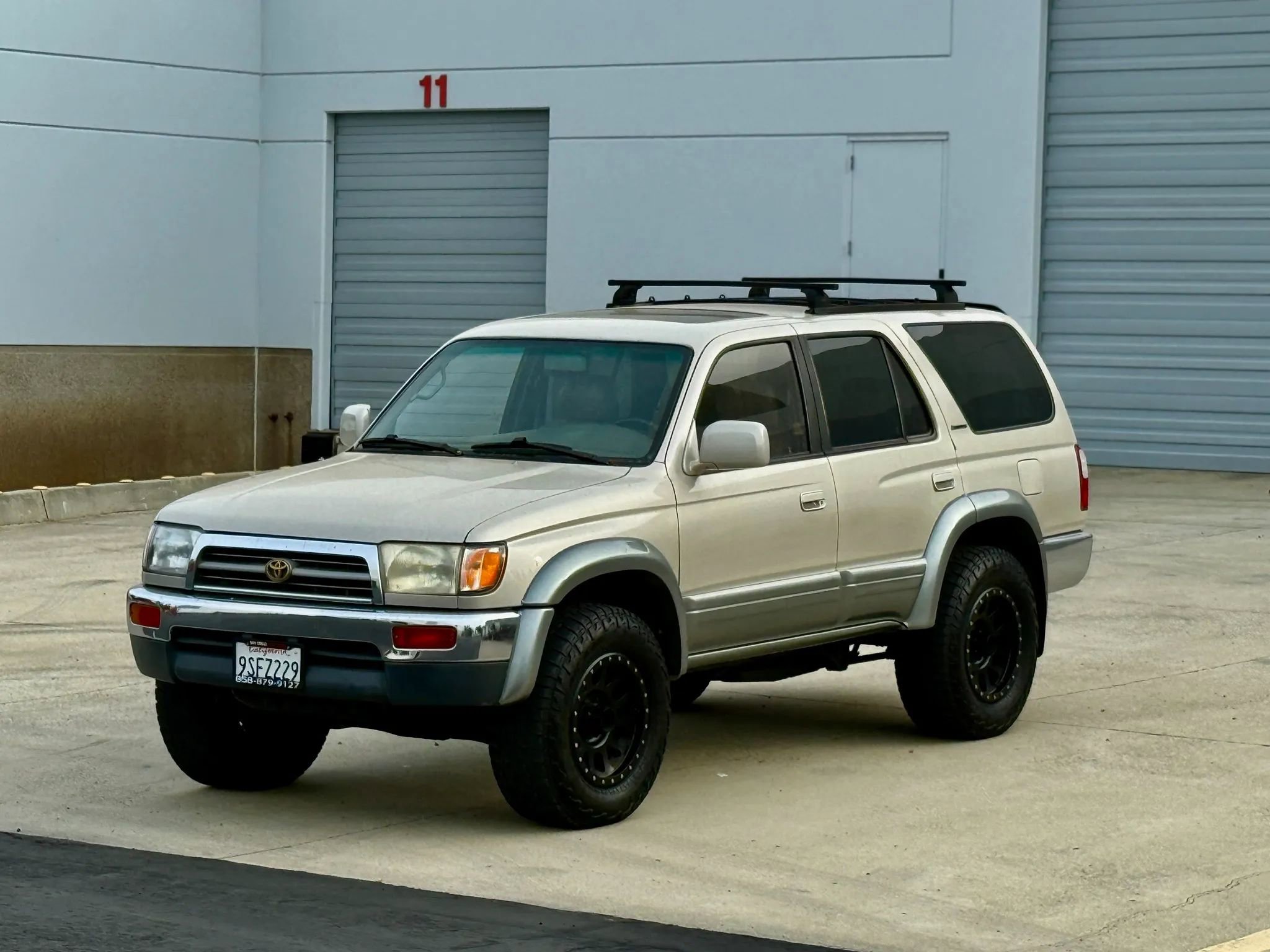 Used 1997 Toyota 4Runner Limited image 11