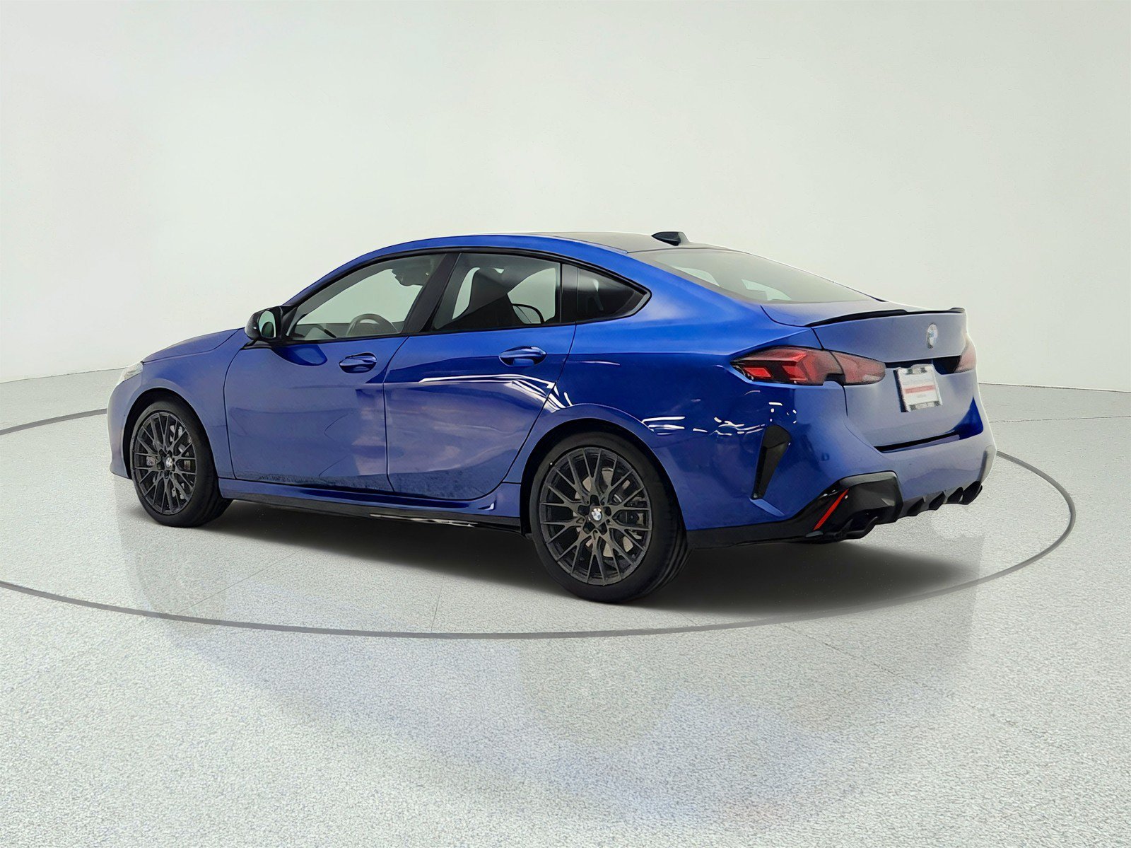 Used 2025 BMW M235i xDrive w/ M Performance Package AWD/4WD image 7
